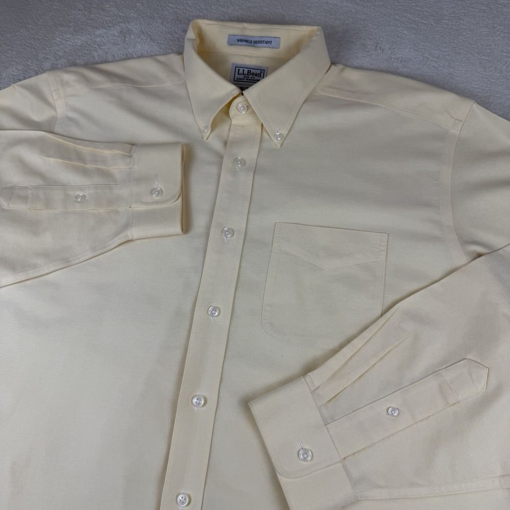 L.L. Bean Wrinkle Resistant Dress Shirt Mens 16.5-35 Pale Yellow Button Down-EUC